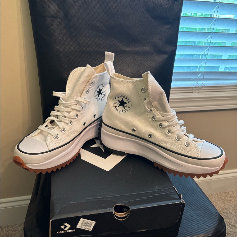 Converse Run Star Classic White High-In Tops Sneakers